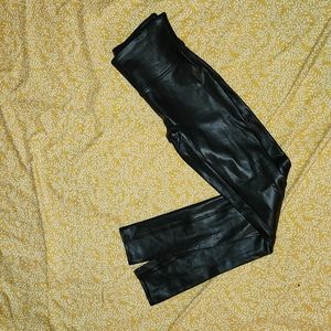 Spanx black faux leather leggings size small.